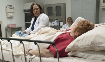 Grey’s Anatomy reflete sobre a vida na prisão no primeiro episódio de 2017 (spoilers!)