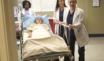 Grey’s Anatomy: desafios para April e lições para Eliza em fotos do episódio 13x13