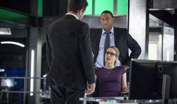 Arrow: equipe chega na Rússia em cena do episódio 5x12