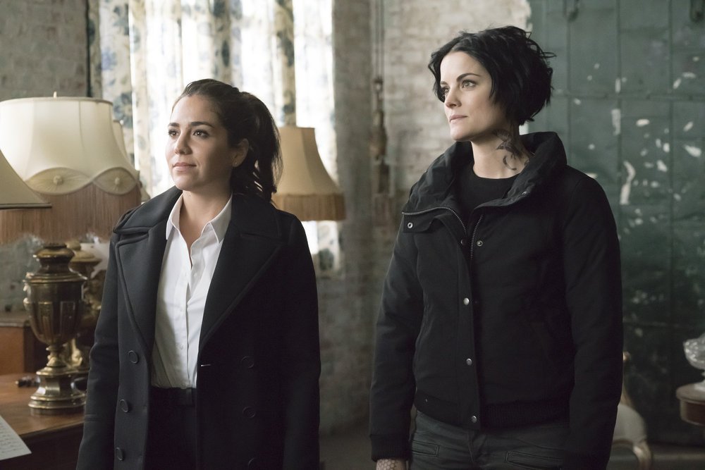 Imagem de Blindspot: duplas inesperadas em operação no trailer do episódio 2x15