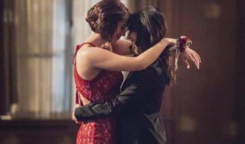 Supergirl: Alex e Maggie celebram o Dia dos Namorados nas fotos do episódio 2x13