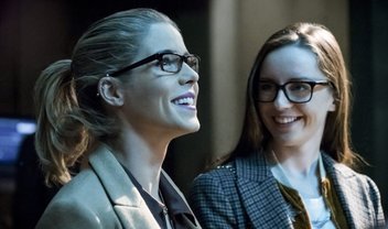 Arrow: Felicity na organização Helix nas fotos do episódio 5x16