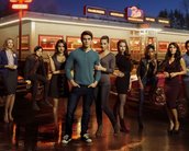 Riverdale: pais tentam proteger seus filhos no trailer do 8º episódio