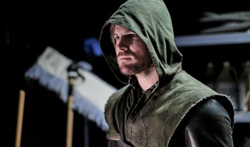 Arrow: cena de flashback revela mais do passado de Oliver no episódio 5x17