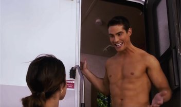 Jane the Virgin no final de abril: trailer do episódio 3x16 destaca Fabian