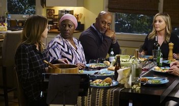 Grey’s Anatomy: mãe de Maggie recebe notícias ruins em cena do episódio 13x18