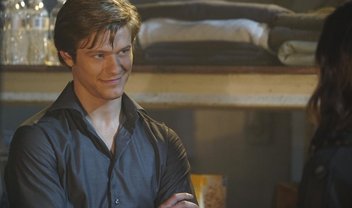 MacGyver: esperteza em utilizar estranhos objetos no trailer do 19º episódio