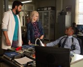 iZombie: Liv apresenta comportamento de uma adolescente em cena do episódio 3x02