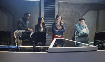 Supergirl e Maggie trabalham juntas com sequestro de Alex nas fotos do episódio 2x19