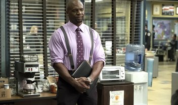 Brooklyn Nine-Nine: Terry é parado pela polícia no trailer do episódio 4x16