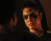 The 100: preparação para a batalha em cena do episódio 4x10