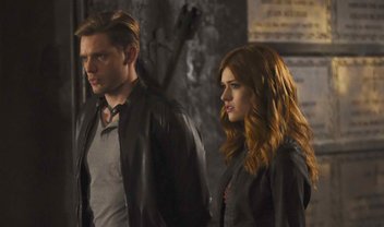 Shadowhunters: Jace e Clary interrogam Valentine em cenas e fotos do episódio 2x11