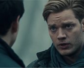 Shadowhunters: Simon se encontra com Jace em nova cena do episódio 2x14