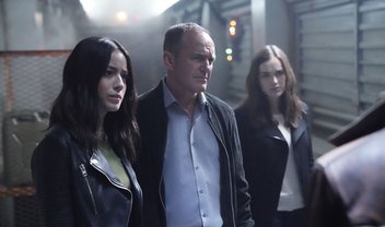 Agents of SHIELD: equipe se familiariza com nave nas fotos da estreia da 5ª temporada