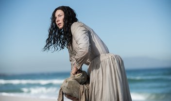 Outlander: Claire busca sobrevivência no trailer e fotos do episódio 3x11