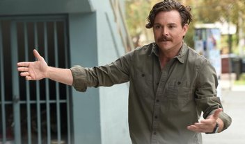 Lethal Weapon: mundo de teorias de conspiração no trailer do episódio 2x09