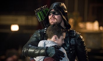 Arrow: segredo do Arqueiro Verde exposto no trailer do episódio 6x13