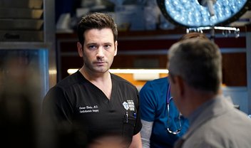 Chicago Med: Rhodes precisa salvar a vida do pai de Reese no trailer do episódio 3x17