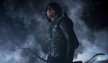 Arrow: Oliver consegue novo aliado contra Diaz no último episódio da 6ª temporada