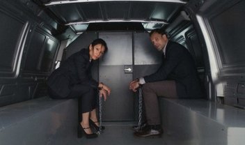 Elementary: Watson e Sherlock caçam dedo roubado no trailer do episódio 6x06