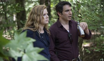 Sharp Objects: novas imagens da série da HBO com Amy Adams e Patricia Clarkson