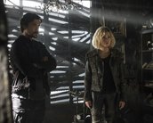 The 100: papéis de heróis e vilões se invertem com assassinato e traição no episódio 5x08