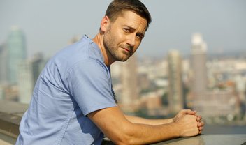 New Amsterdam: as mudanças de Max põem em risco seu emprego no trailer do episódio 1x02 