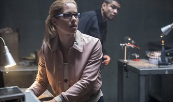 Arrow: busca por vingança e um novo Arqueiro no trailer e fotos do episódio 7x02