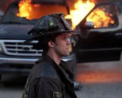 Chicago Fire: amigos ajudam Casey após incêndio em cenas do episódio 7x10