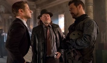 Gotham: Eduardo Dorrance e a cavalaria salvam Gordon em cenas do episódio 5x05