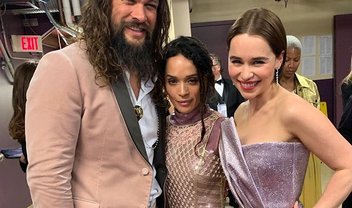 Game Of Thrones no Oscar: Emilia Clarke e Jason Momoa celebram reencontro na premiação