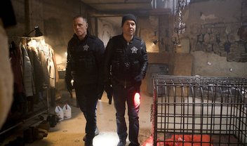 Chicago PD: policiais descobrem serial killer em cenas do episódio 6x16