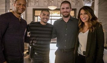 Team Arrow se reagrupa nos trailers do episódio 7x15