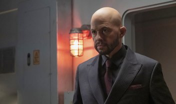 Supergirl Vermelha e Lex Luthor se unem no trailer e fotos do episódio 4x16