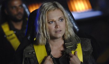 The 100: sobreviventes aterrizam em Sanctum em cenas da estreia da 6ª temporada