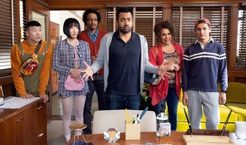 Sunnyside: comédia da NBC com Kal Penn ganha trailer