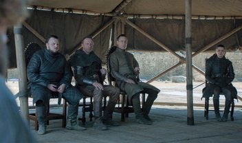 De novo, Game of Thrones: garrafa d’água vaza na series finale