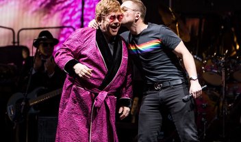 Rocketman: Taron Egerton e Elton John cantam “Your Song” em show