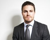 Arrow: Stephen Amell elege seu episódio favorito da série