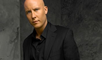 Smallville: intérprete de Lex Luthor explica por que não estará no crossover do Arrowverso