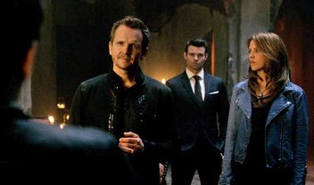 Sebastian Roché, ex Vampire Diaries e The Originals, entra para o elenco de Batwoman