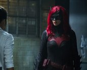 Batwoman: preview mostra heroína com uma máscara bem diferente