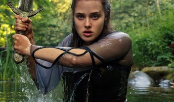 Katherine Langford será protagonista de Cursed, série da Netflix