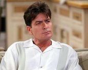 #PorOndeAnda: Charlie Sheen, da série Two and a Half Man