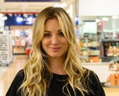 Flight Attendant: Kaley Cuoco fala sobre nova série após The Big Bang Theory