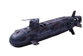 Submarino que se move pela água por controle remoto