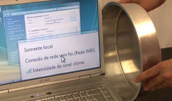 Dica: resolva o sinal fraco de Wi-fi com uma forma de bolo [vídeo]