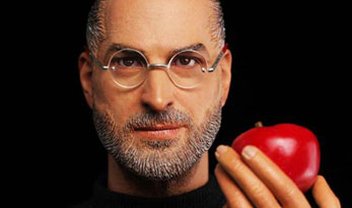 Steve Jobs vira boneco incrivelmente detalhado