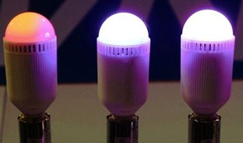 Lâmpada de LED dura até quatro anos e meio e emite 20 mil cores diferentes