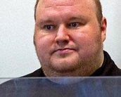 Fundador do Megaupload se diz inocente, mas continua preso